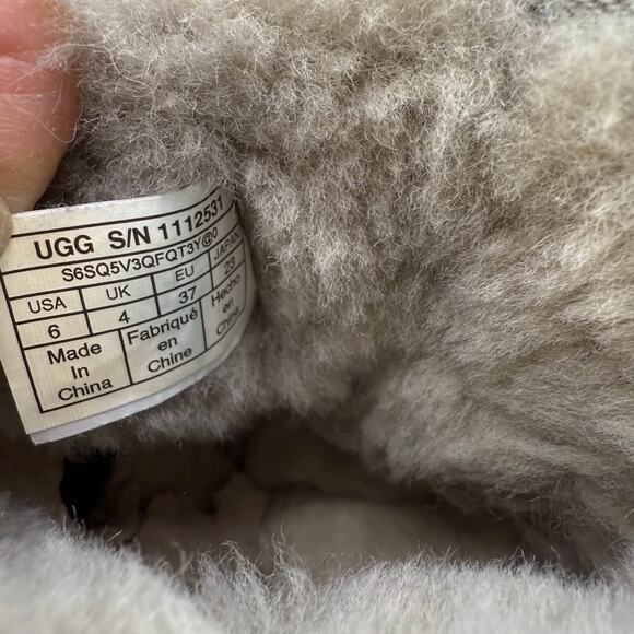 Ugg Classic Gray Mini Metallic Silver Women’s 6 - Picture 6 of 10